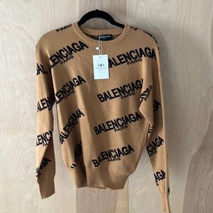 ✨BALENCIAGA SWEATER NWT✨